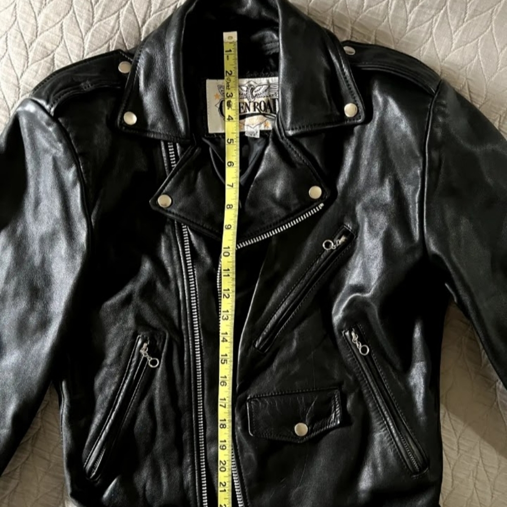 Mint condition vintage leather jacket - Picture 10 of 10